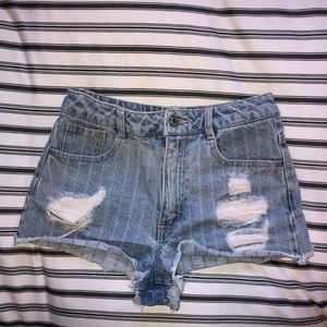 Forever 21 Striped Jean Shorts Size 24